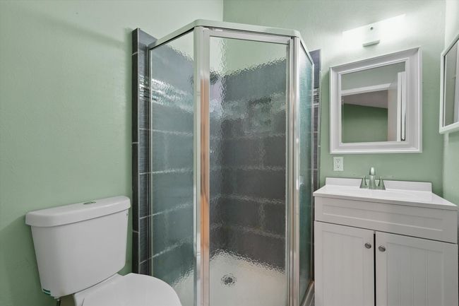 En suite bath | Image 23