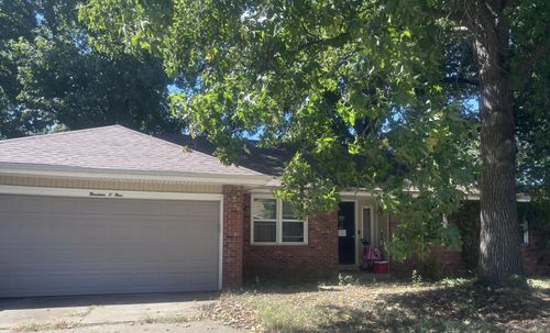 1909 S Westwood Ave, Springfield, MO, 65807-2320 | Card Image