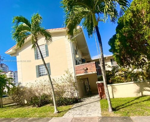 apt-4-49 Navarre Ave, Coral Gables, FL, 33134-4635 | Card Image