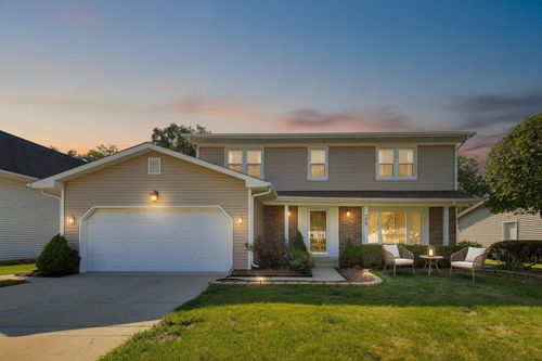720 Dunhill Dr, Buffalo Grove, IL, 60089-1515 | Card Image