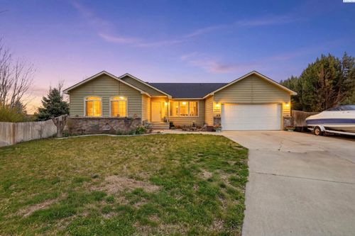 5000 Milky Way, West Richland, WA, 99353-6021 | Card Image