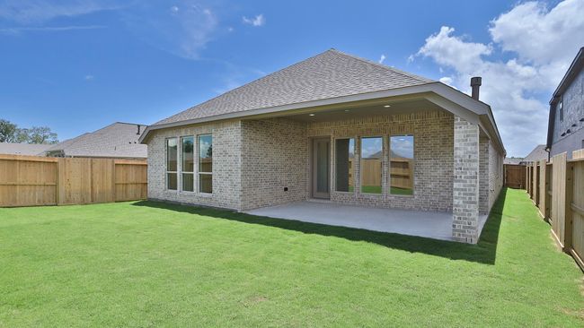 12330 Sweet Gum Dr, House other with 4 bedrooms, 3 bathrooms and 2 parking in Mont Belvieu TX | Image 12