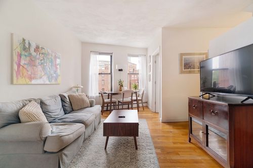 apt-5-5 N Margin St, Boston, MA, 02113-1636 | Card Image