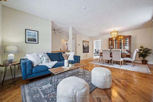 45 Chesterton Lane, Guelph, ON, N1E6S8 | Card Image
