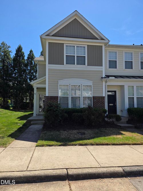 7869 Spungold St, Raleigh, NC, 27617-8602 | Card Image