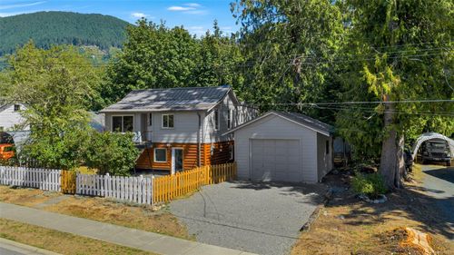 131 Darnell Rd, Lake Cowichan, BC, V0R2G0 | Card Image