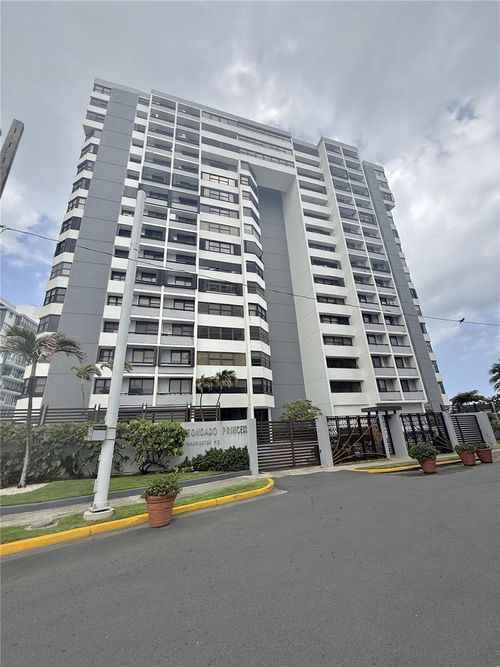 1203-801 C. Washington, San Juan, PR, 00907 | Card Image