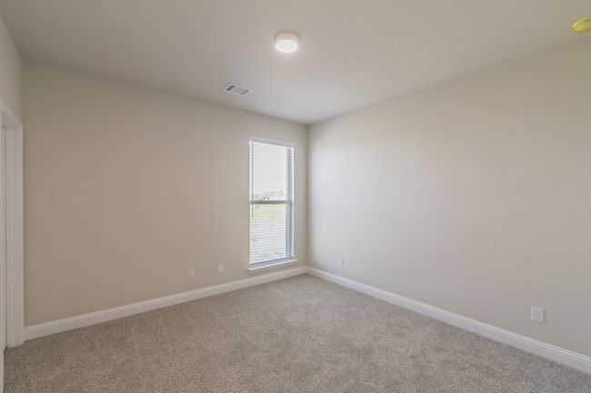 213 Navajo Trl, House other with 3 bedrooms, 3 bathrooms and null parking in Alvarado TX | Image 9