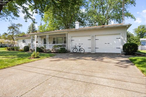 541 Lincoln Ave, Huron, OH, 44839-1944 | Card Image