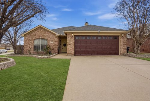 4800 Topaz Ln, Granbury, TX, 76049-7791 | Card Image