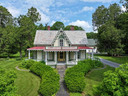 382 Hewitt Rd, Bristol, VT, 05443-5080 | Card Image
