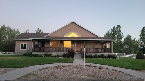 875 W Oak Ln, Kamas, UT, 84036-9247 | Card Image