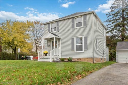 5165 Camden Rd, Maple Heights, OH, 44137-2256 | Card Image