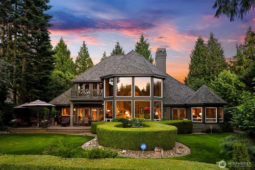 8607 Great Horned Owl Ln, Blaine, WA, 98230-6306 | Card Image