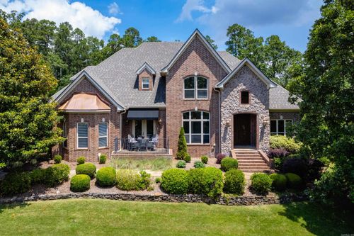 9 Farnham Loop, Little Rock, AR, 72223-9199 | Card Image