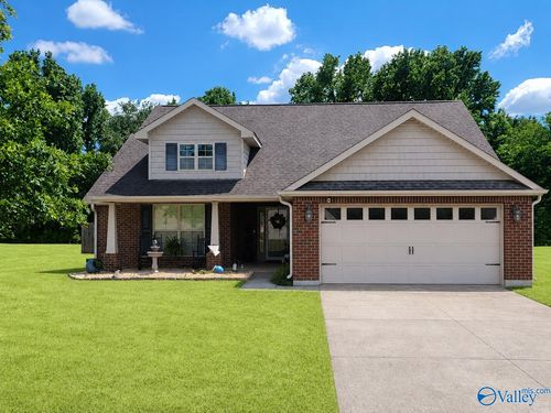 133 Bridge Crest Dr, Harvest, AL, 35749-4500 | Card Image