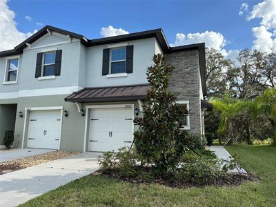 30822 Veridian Way, Townhouse with 3 bedrooms, 2 bathrooms and null parking in Wesley Chapel FL | Image 2