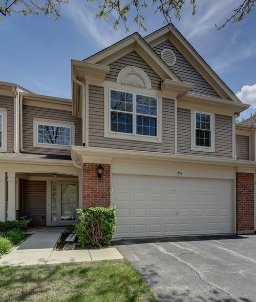 195-195 Island Ct, Schaumburg, IL, 60193-5711 | Card Image
