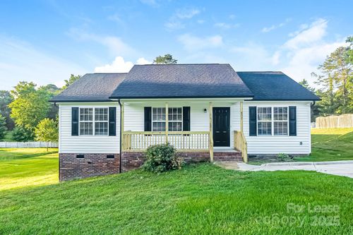 807 Fisher St, Concord, NC, 28027-4014 | Card Image