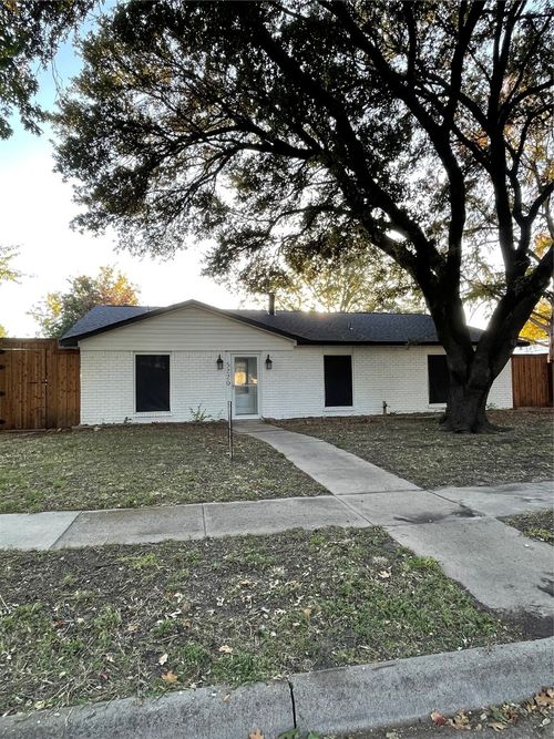 5220 Fisher Dr, The Colony, TX, 75056-2321 | Card Image