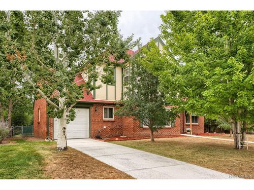 1060 Leyden St, Denver, CO, 80220-4637 | Card Image