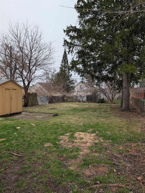 24876 Dale Street, Eastpointe, MI, 48021 | Card Image