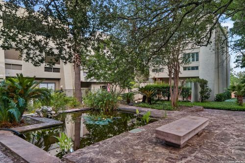 d-28-3102 Eisenhauer Rd, San Antonio, TX, 78209-3558 | Card Image