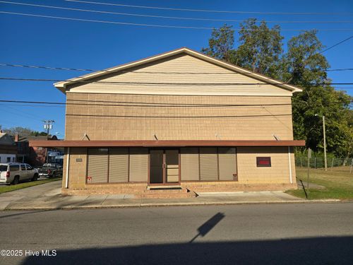 300 Maple St N, Ahoskie, NC, 27910-3138 | Card Image