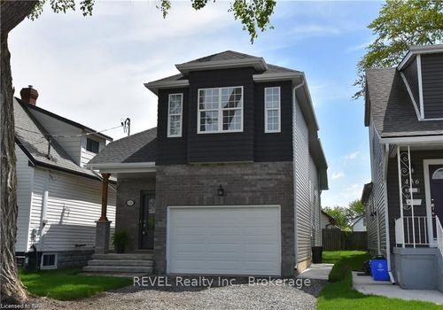 438 Mcalpine Ave N, Welland, ON, L3B1T3 | Card Image