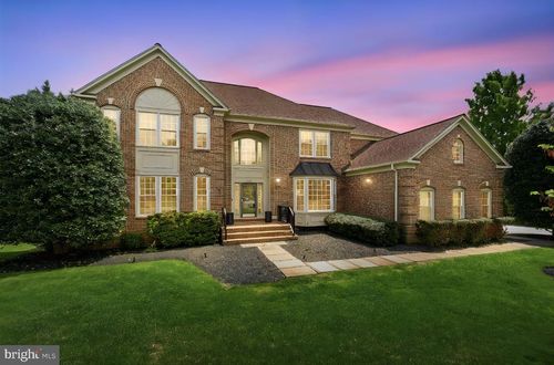 1405 Woodhurst Blvd, MCLEAN, VA, 22102-2234 | Card Image