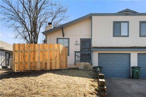 9027 E 85th Ter, Raytown, MO, 64138-5315 | Card Image