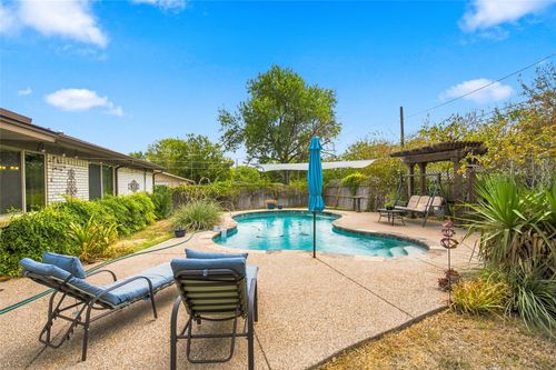 628 Apollo Dr, Denton, TX, 76209-8020 | Card Image