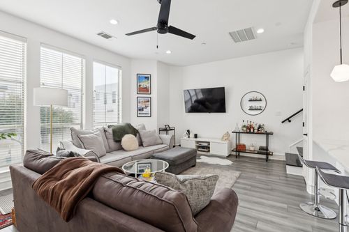 apt-d-2100 N Fitzhugh Ave, Dallas, TX, 75204-4629 | Card Image