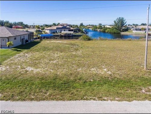 3411 46th Ln, Cape Coral, FL, 33993-7363 | Card Image