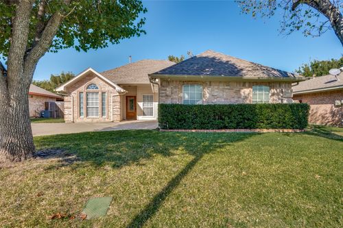 3316 N Bell Ave, Denton, TX, 76207-7645 | Card Image