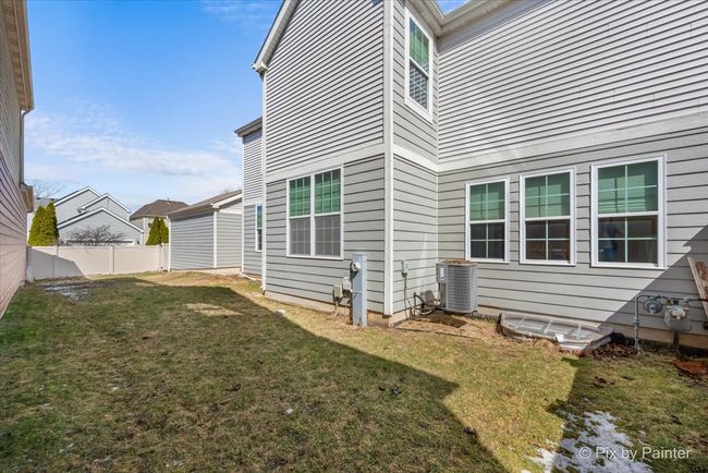 292 Longview Dr, House other with 3 bedrooms, 3 bathrooms and 2 parking in Elgin IL | Image 25