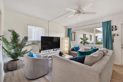 apt-4-2286 Lake Osborne Dr, Lake Worth Beach, FL, 33461-5662 | Card Image