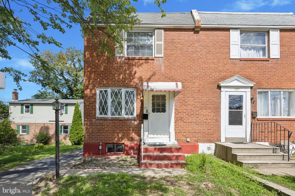Felton Ave, Darby, PA 19023