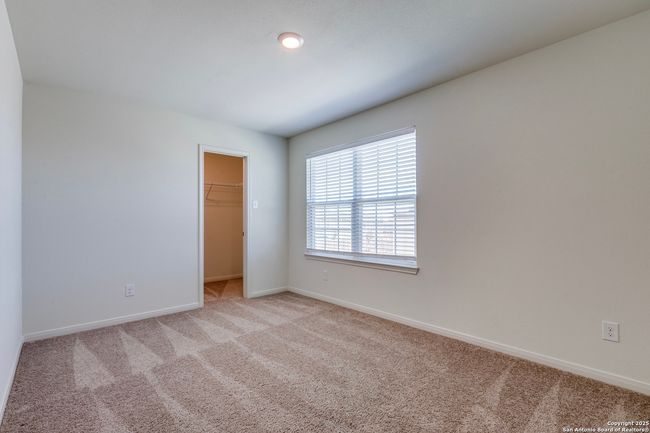 10818 Monterey Pike, House other with 5 bedrooms, 3 bathrooms and null parking in Converse TX | Image 27