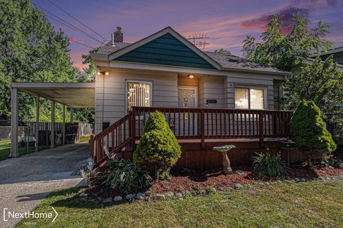 2737 Swayze St, Flint, MI, 48503-3356 | Card Image