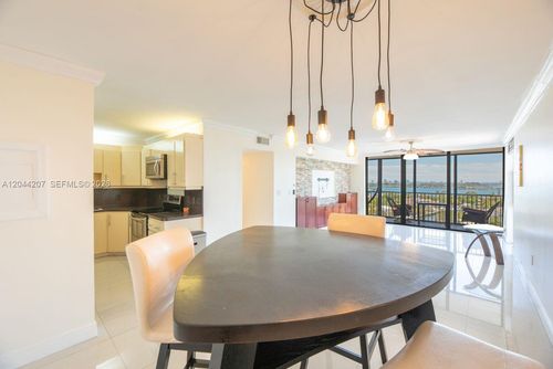 c1011-2500 Ne 135th St, North Miami, FL, 33181-3591 | Card Image