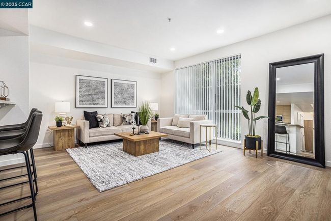 APT-148 - 1655 N California Blvd, Condo with 1 bedrooms, 2 bathrooms and 2 parking in Walnut Creek CA | Image 6