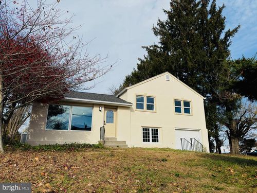 11046 Ferndale St, PHILADELPHIA, PA, 19116-2812 | Card Image