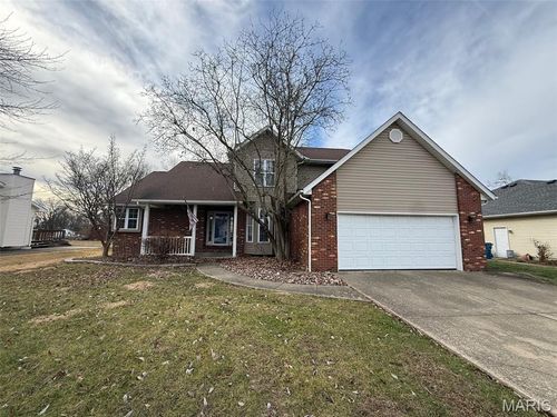 71 Mimosa Dr, Pontoon Beach, IL, 62040-6703 | Card Image