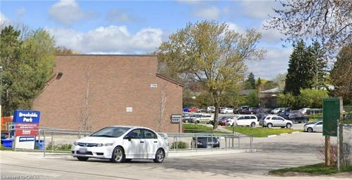 15-1200 Courtland Ave E, Kitchener, ON, N2C1K7 | Card Image
