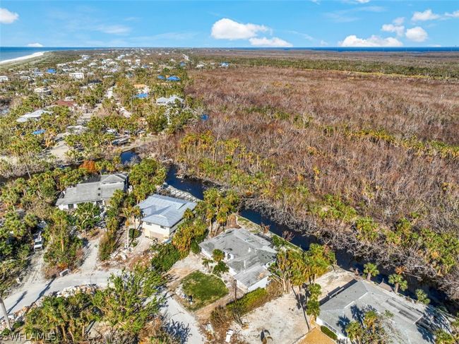 1057 Blue Heron Dr, House other with 3 bedrooms, 3 bathrooms and null parking in Sanibel FL | Image 15