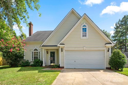 9033 Blueshot Ct, Charlotte, NC, 28273-8831 | Card Image