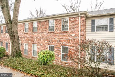 5H - 182 Ardwick Terrace, Townhouse with 2 bedrooms, 1 bathrooms and null parking in LANSDALE PA | Image 3