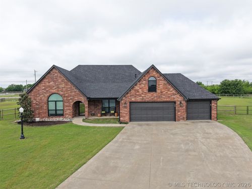 5804 147th St, Collinsville, OK, 74021-5731 | Card Image