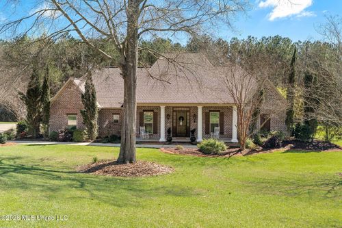 73 Eola Trl Ne, Brookhaven, MS, 39601-9266 | Card Image